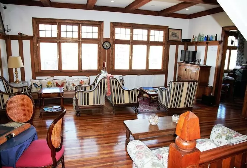 تختخواب و صبحانه Chocolate Manor House Hotel Boutique