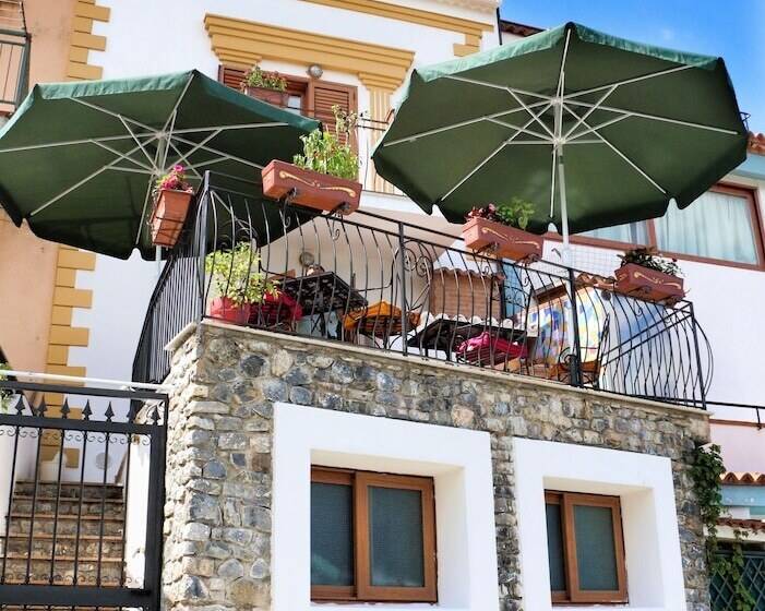 مبيت وإفطار La Casa Di Ivana