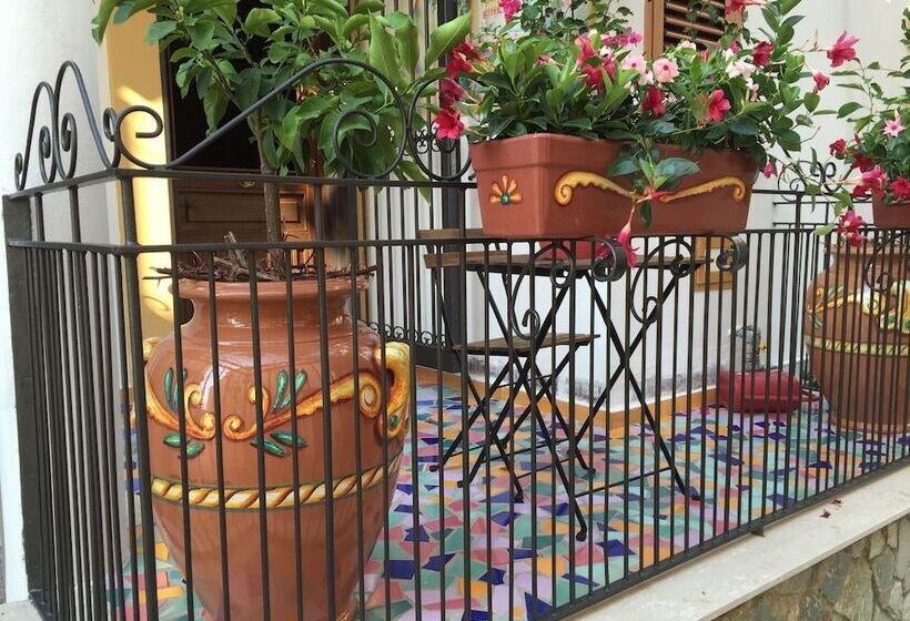 مبيت وإفطار La Casa Di Ivana