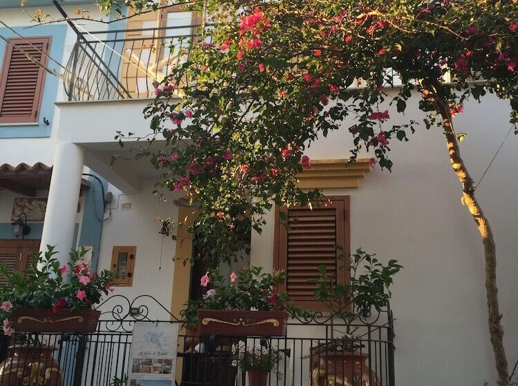 مبيت وإفطار La Casa Di Ivana