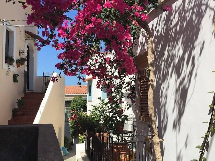 مبيت وإفطار La Casa Di Ivana