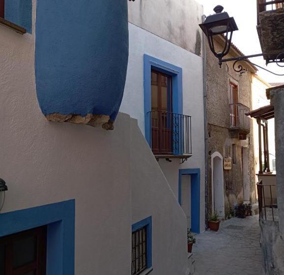 مبيت وإفطار La Casa Di Ivana