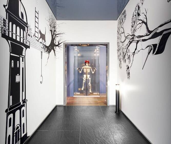 Boutique Hotel Paradox