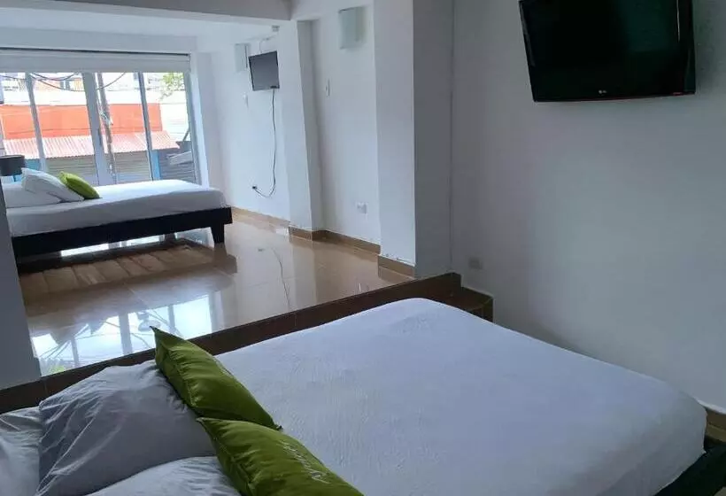 هتل Castellón Plaza