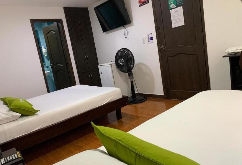 هتل Castellón Plaza