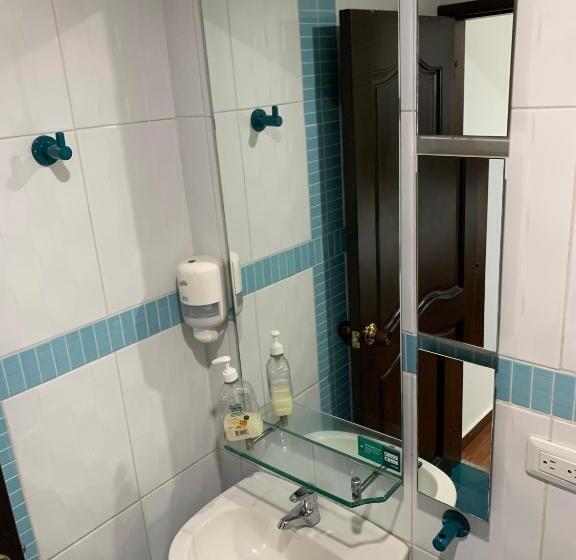 هتل Castellón Plaza