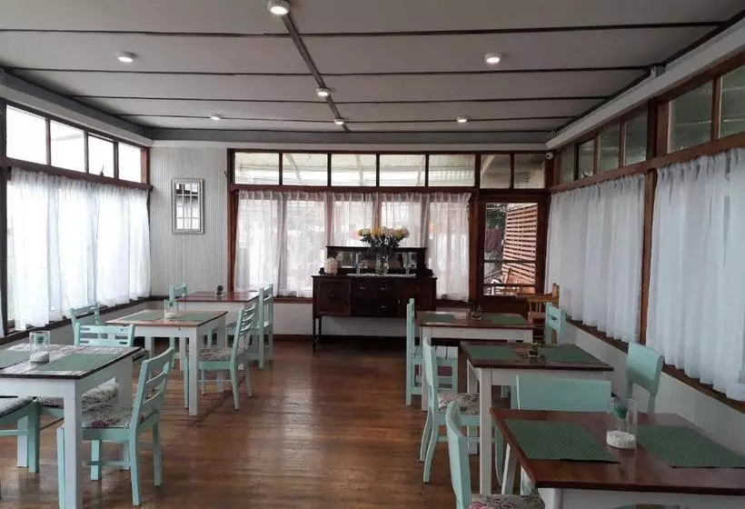 ホテル Chalet Suizo