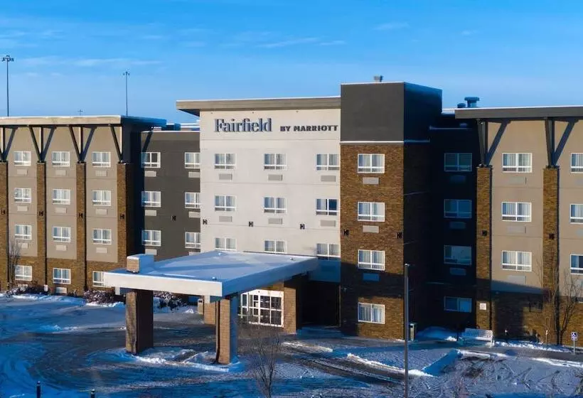 Hotelli Fairfield Inn & Suites By Marriott Airdrie