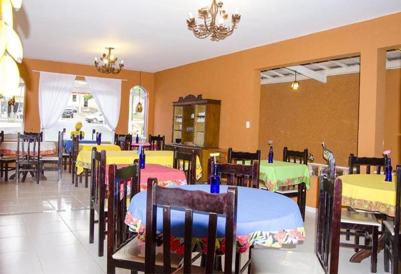 בית מלון כפרי Gandhi