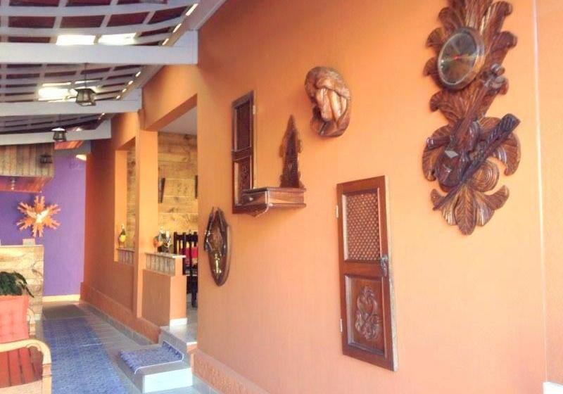 בית מלון כפרי Gandhi