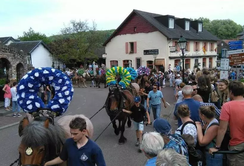 ホテル Herberg De La Frontière