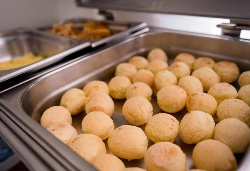 Hotel Holambra Garden