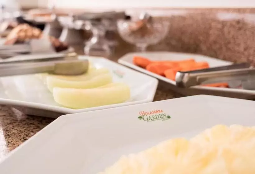 Hotelli Holambra Garden