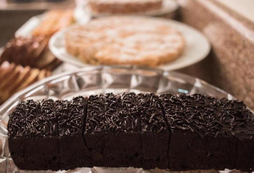 Hotel Holambra Garden