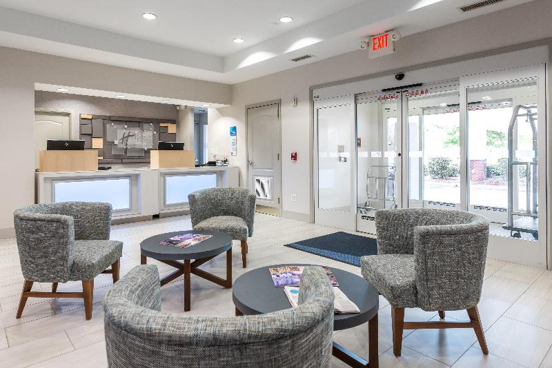 Holiday Inn Express Hotel & Suites Lagrange I 85, An Ihg