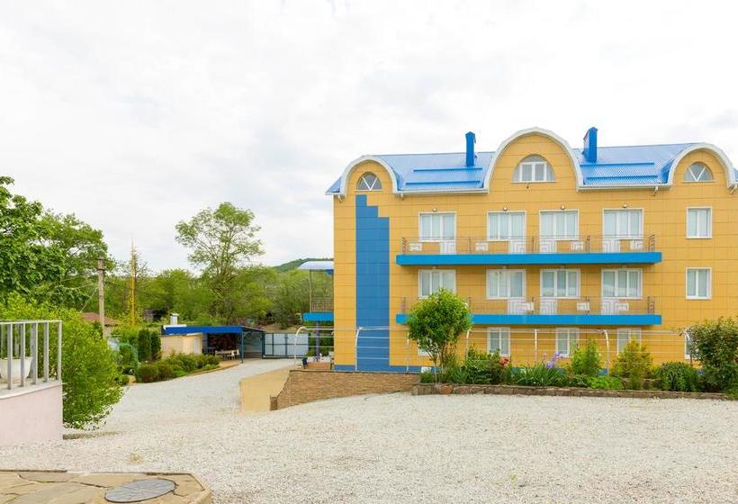 هتل отель идиллия