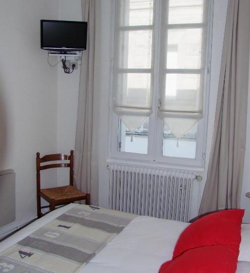 Отель Hôtel 2 étoiles Et Restaurant Le Galet Bleu