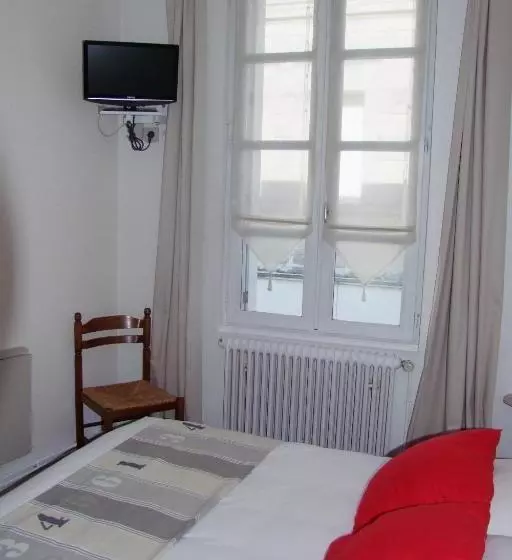 ホテル Hôtel 2 étoiles Et Restaurant Le Galet Bleu