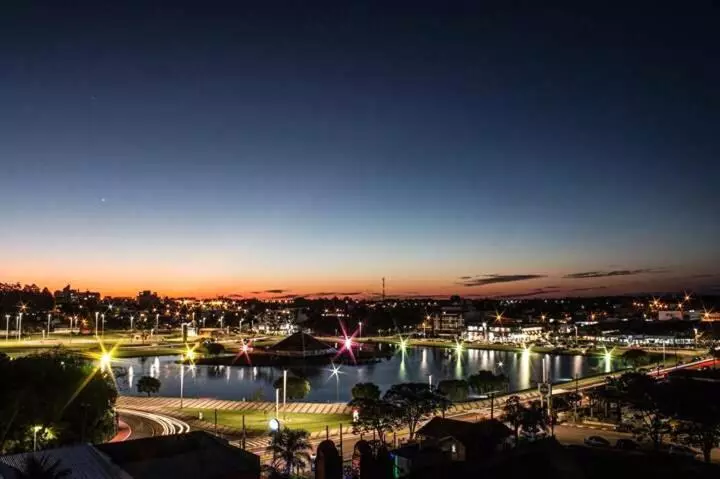 ホテル Maestro Villa Do Lago Toledo