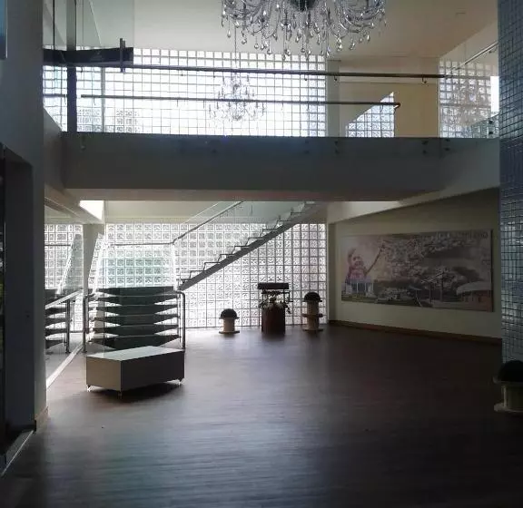 ホテル Maestro Villa Do Lago Toledo