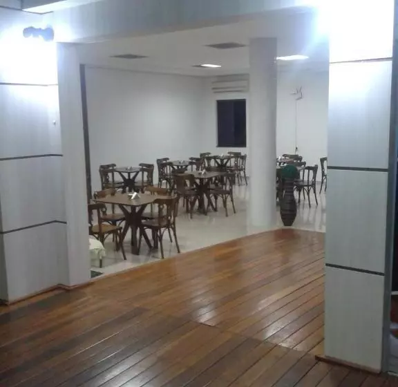 ホテル Maestro Villa Do Lago Toledo