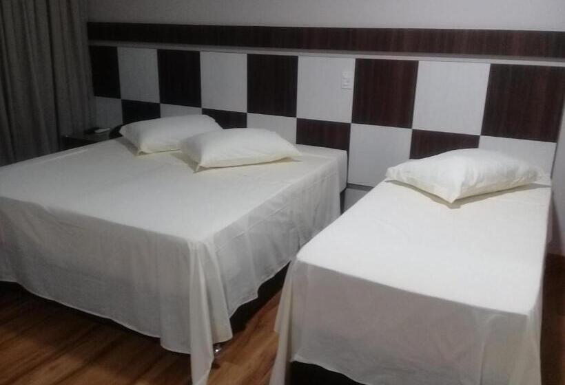 בית מלון כפרי Maestro Villa Do Lago Toledo