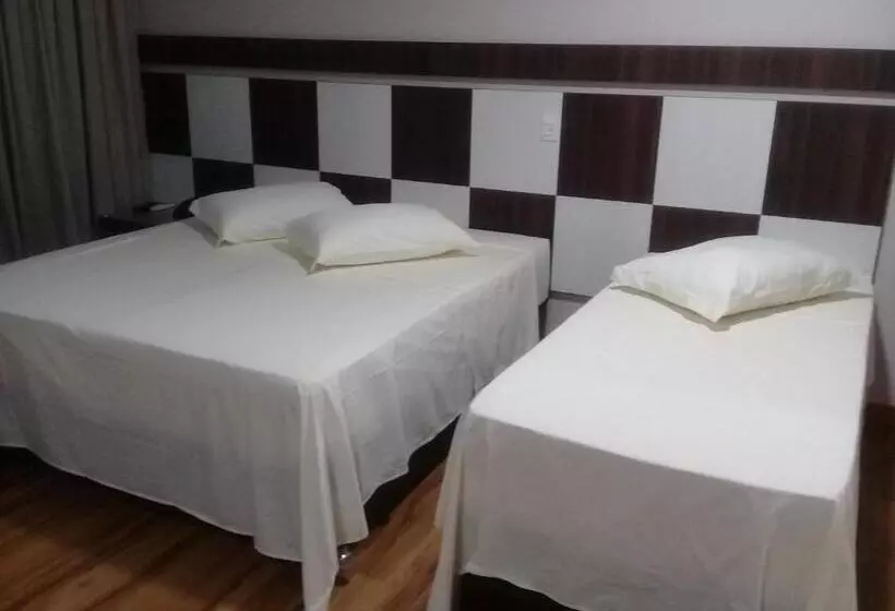 ホテル Maestro Villa Do Lago Toledo