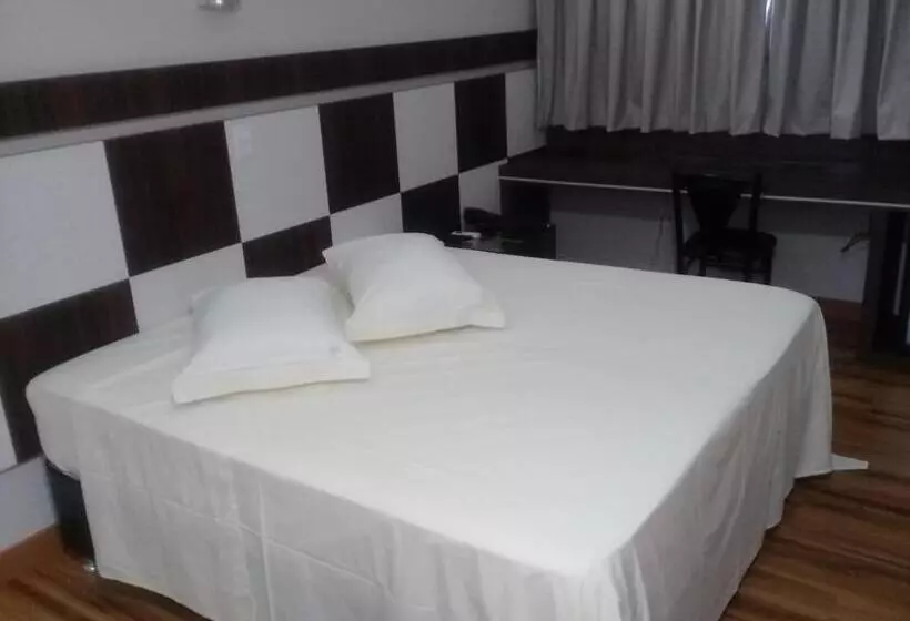 ホテル Maestro Villa Do Lago Toledo