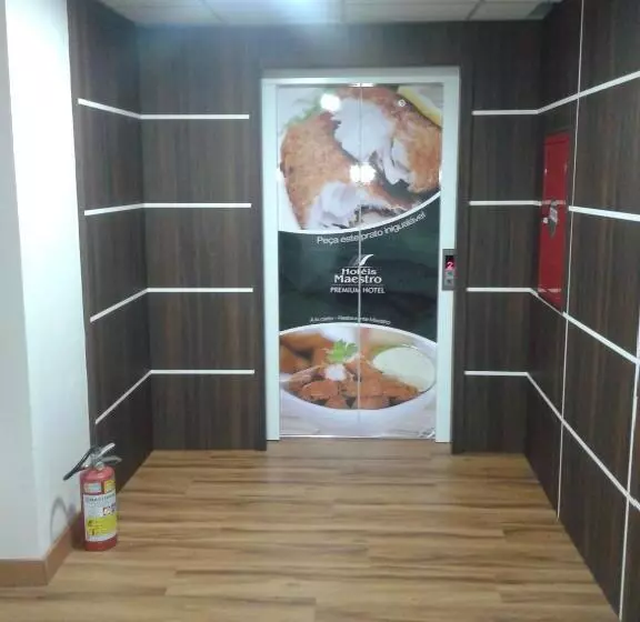 ホテル Maestro Villa Do Lago Toledo