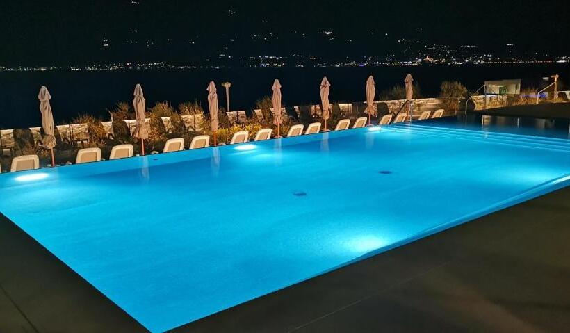 בית מלון כפרי Mercedes