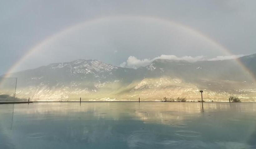 בית מלון כפרי Mercedes