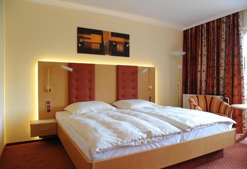 Отель Restaurant Berghof