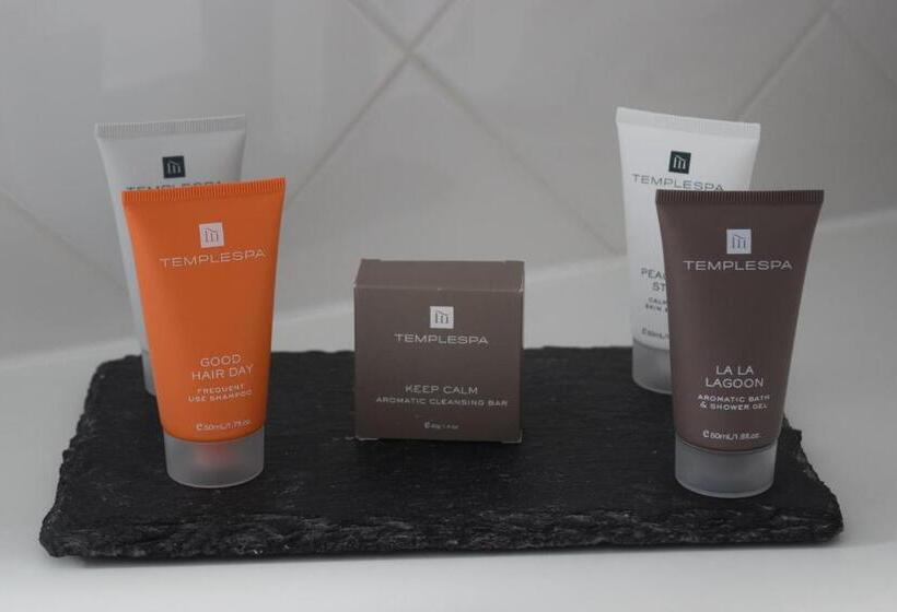 Hotelli The Groes Inn