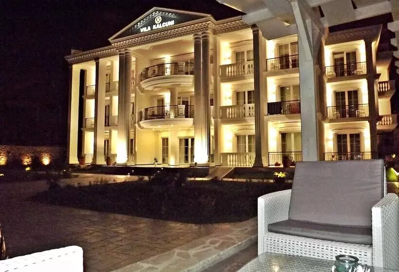 هتل Vila Kalcuni Sarande