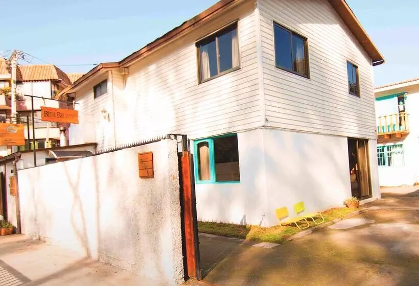 Reñaca House Bed & Breakfast