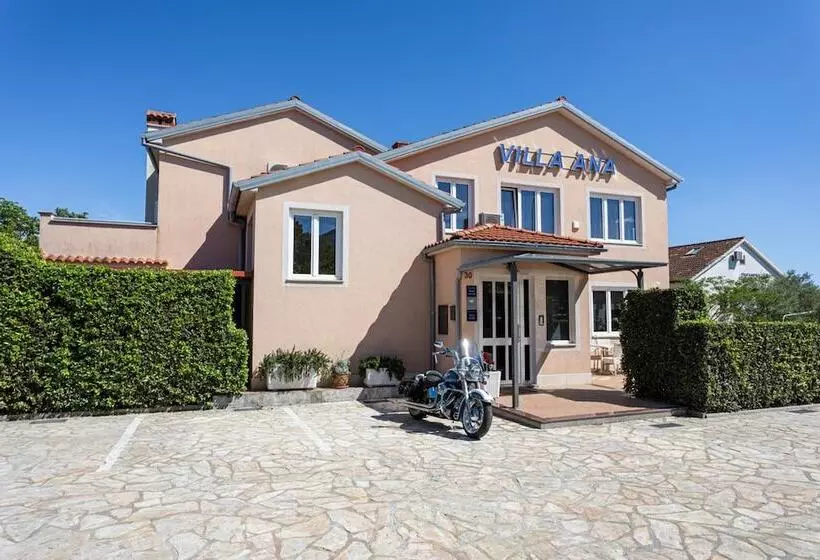 Aamiaismajoitus (B&B) Villa Ana