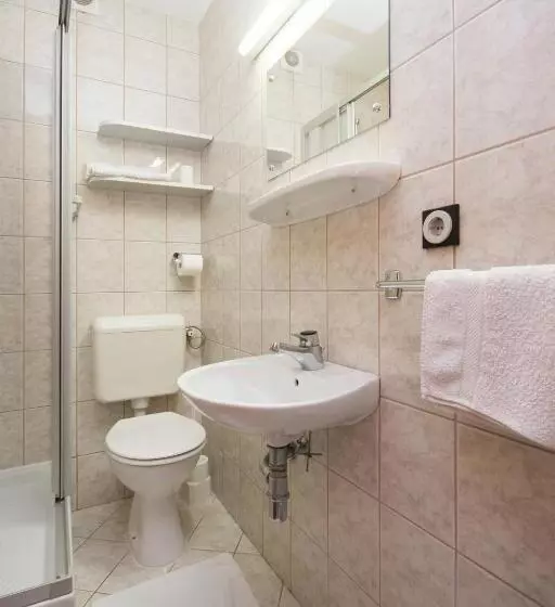 Aamiaismajoitus (B&B) Villa Daniela