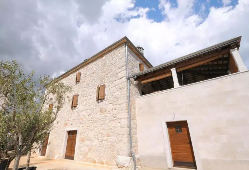 Bed & Breakfast Korta Gira