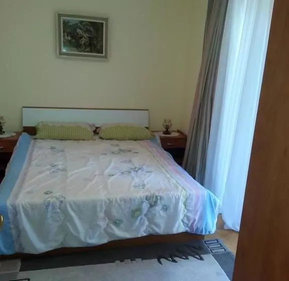 ホテル Bed & Breakfast Ema