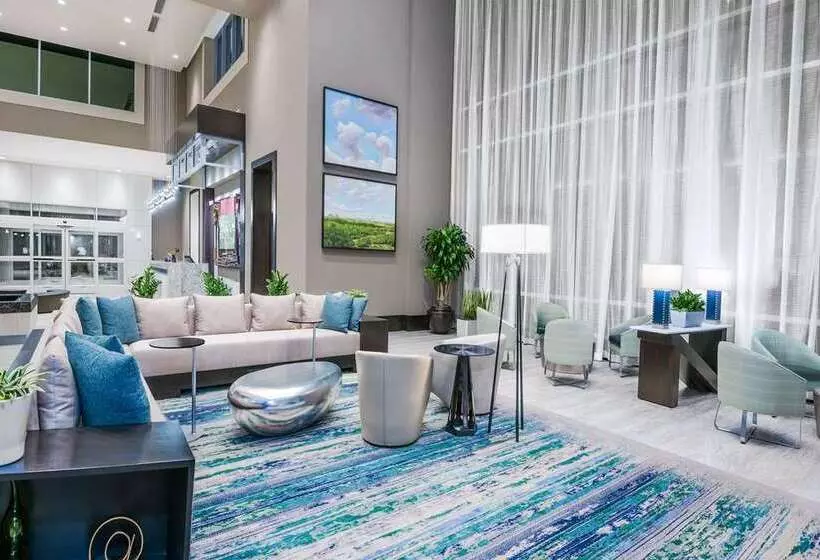 ホテル Embassy Suites By Hilton College Station, Tx