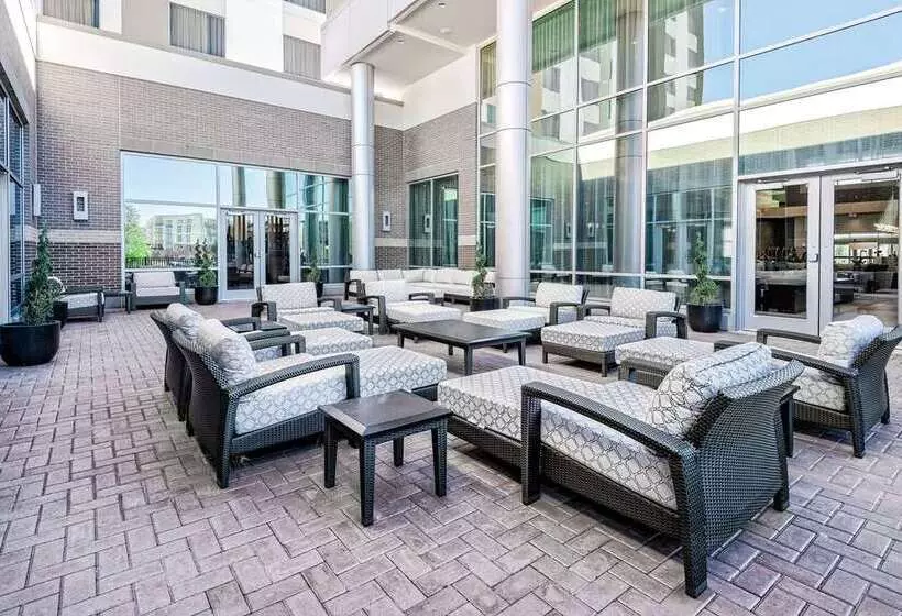 ホテル Embassy Suites By Hilton College Station, Tx