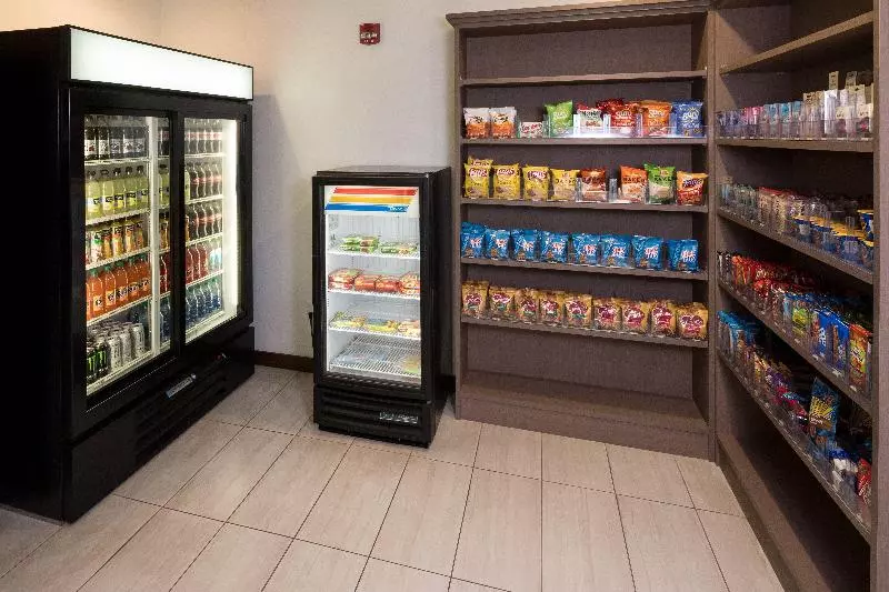 هتل Holiday Inn Express And Suites Portage By Ihg