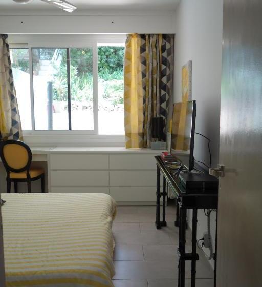 בית מלון כפרי Le Floriana Residence