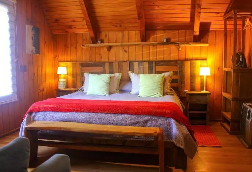 Retkeilymaja Lounge Brasil Hostería Boutique