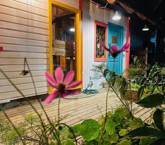 הוסטל Lounge Brasil Hostería Boutique