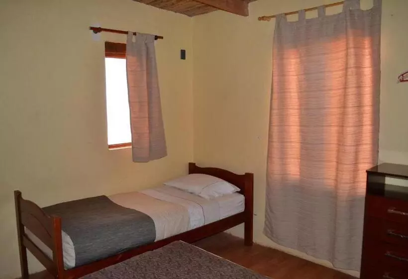 Aamiaismajoitus (B&B) Hostal Y Cabañas Renta House San Pedro