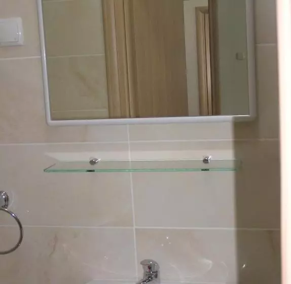 Aamiaismajoitus (B&B) Rooms Stella