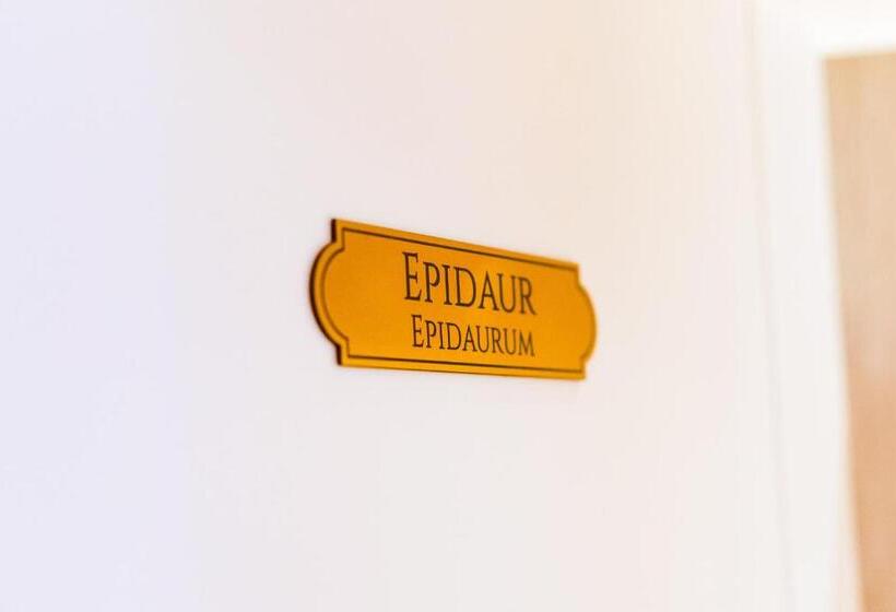 Boutique Hostel Livia