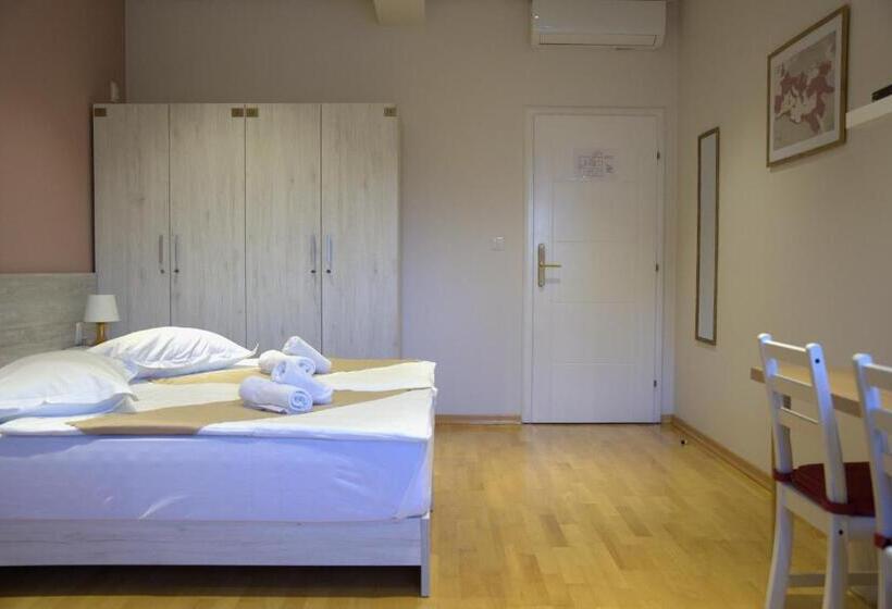 Boutique Hostel Livia