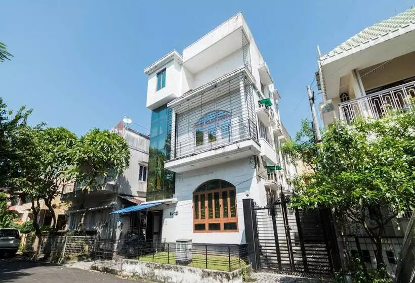 簡易ホテル Tulip Guest House